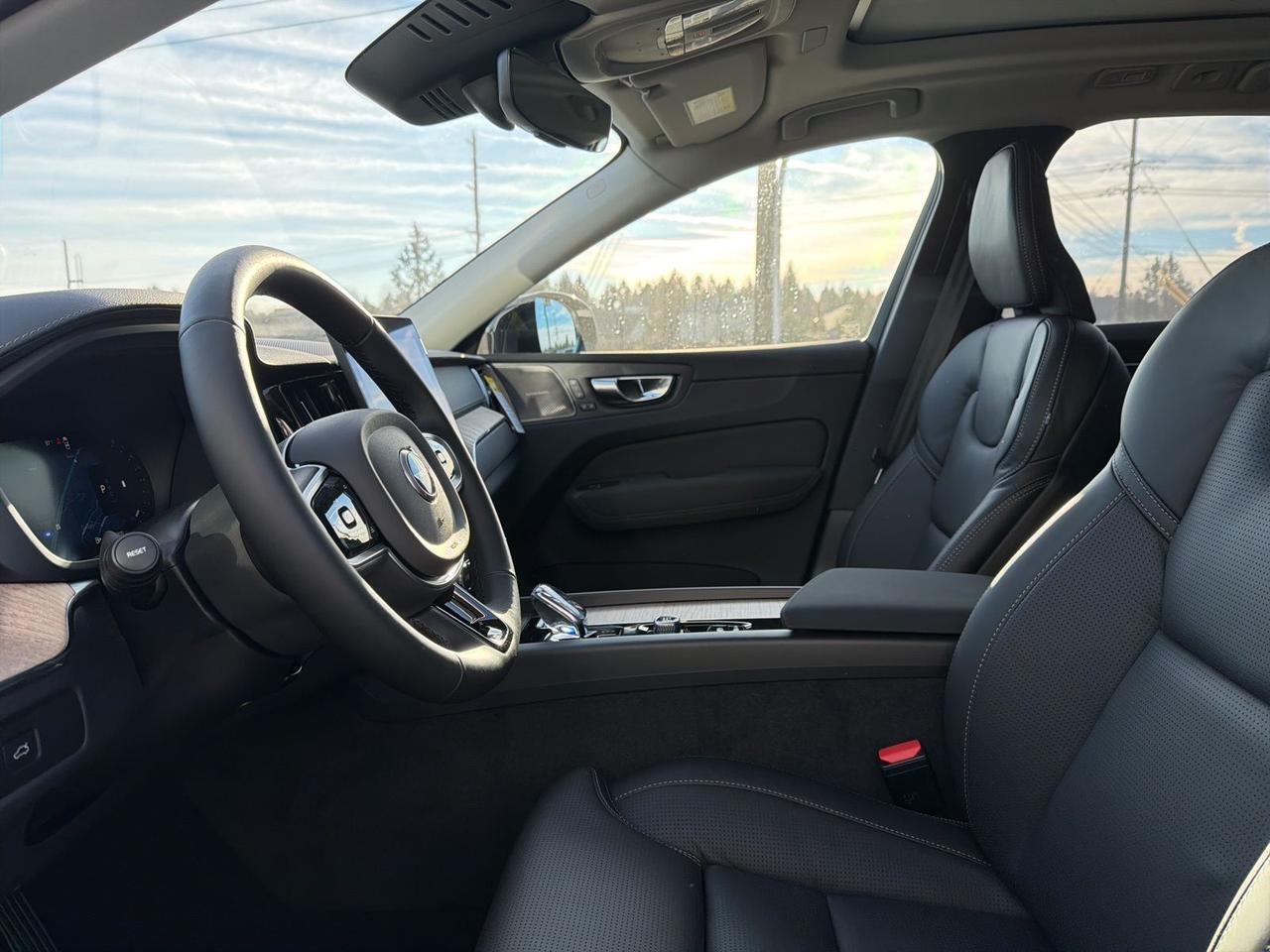 2026 Volvo XC60 B5 Ultra Bend OR