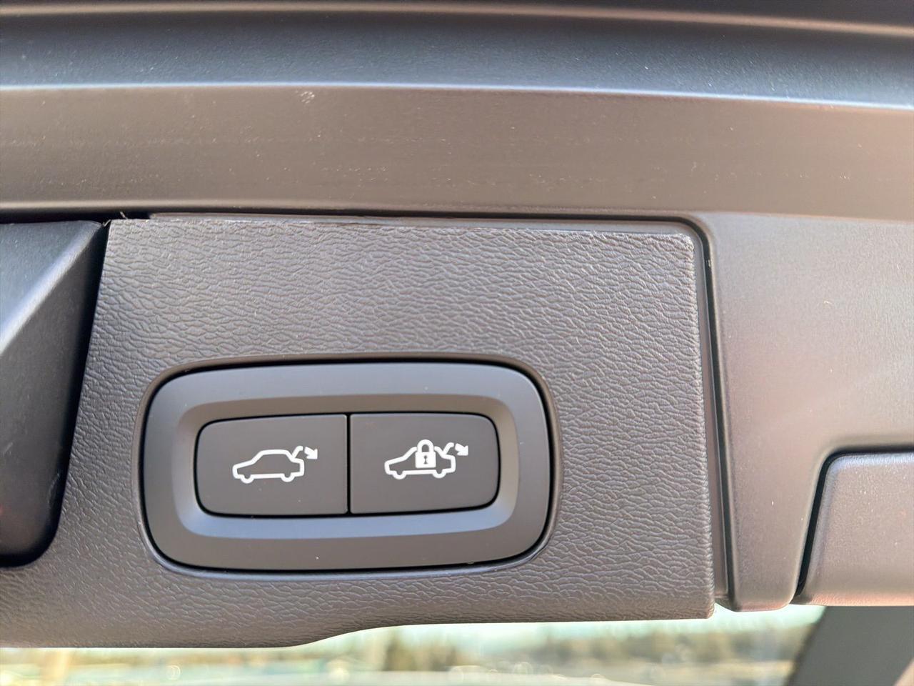 2026 Volvo XC60 B5 Ultra Bend OR