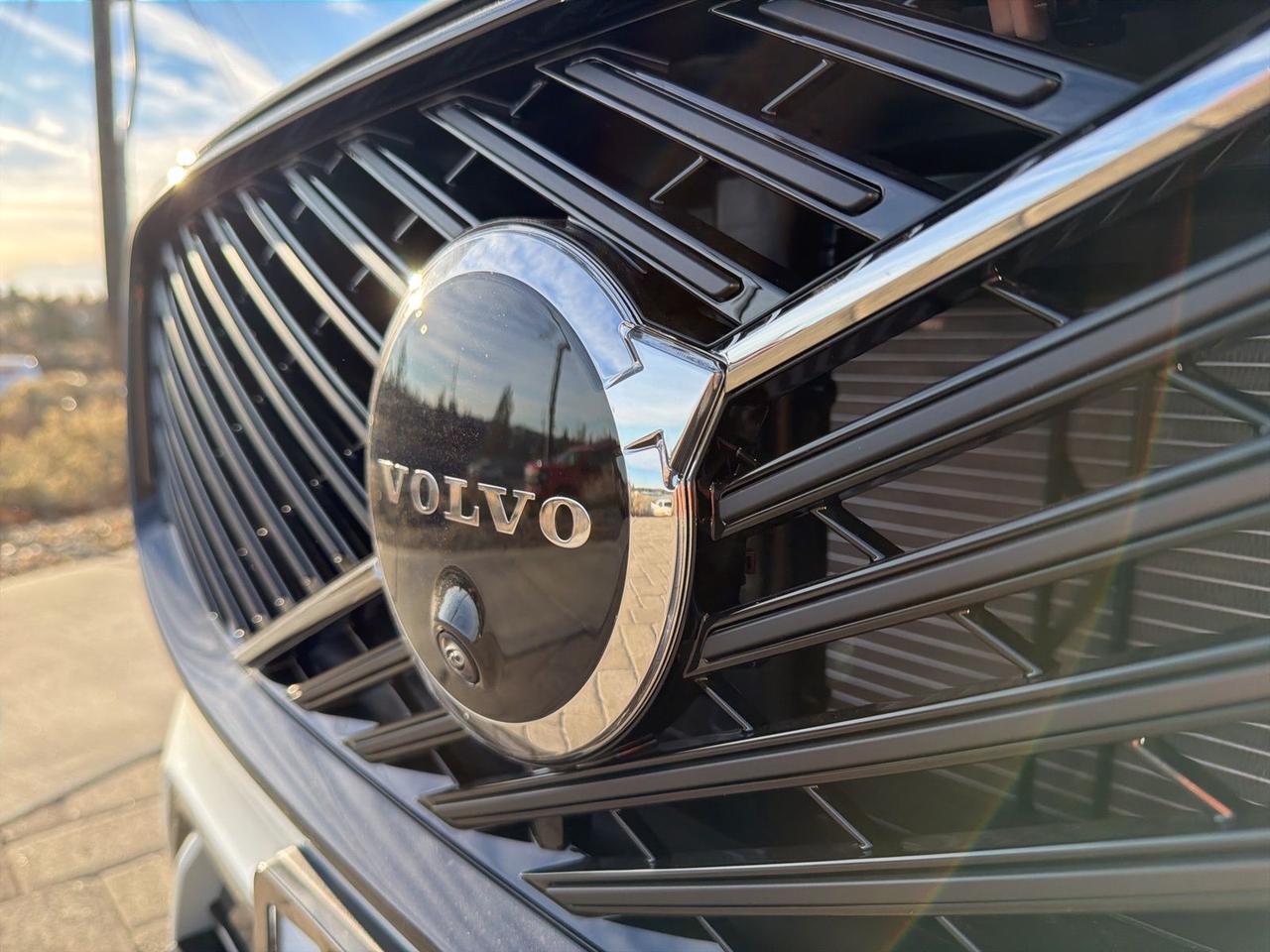 2026 Volvo XC60 B5 Ultra Bend OR