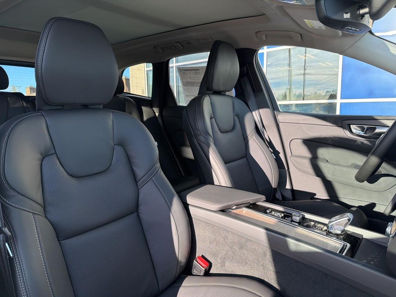 2026 Volvo XC60 B5 Ultra Bend OR