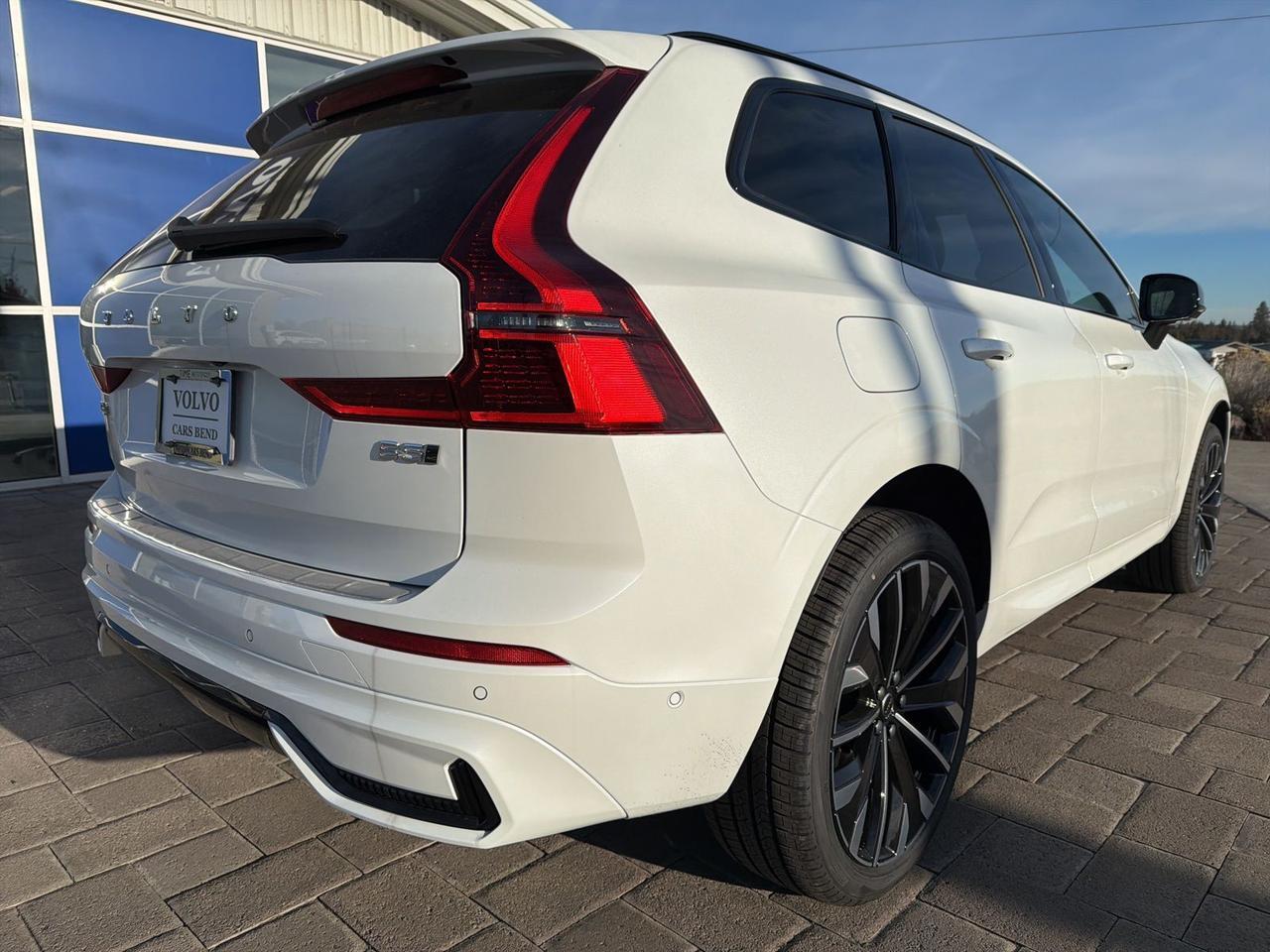 2026 Volvo XC60 B5 Ultra Bend OR