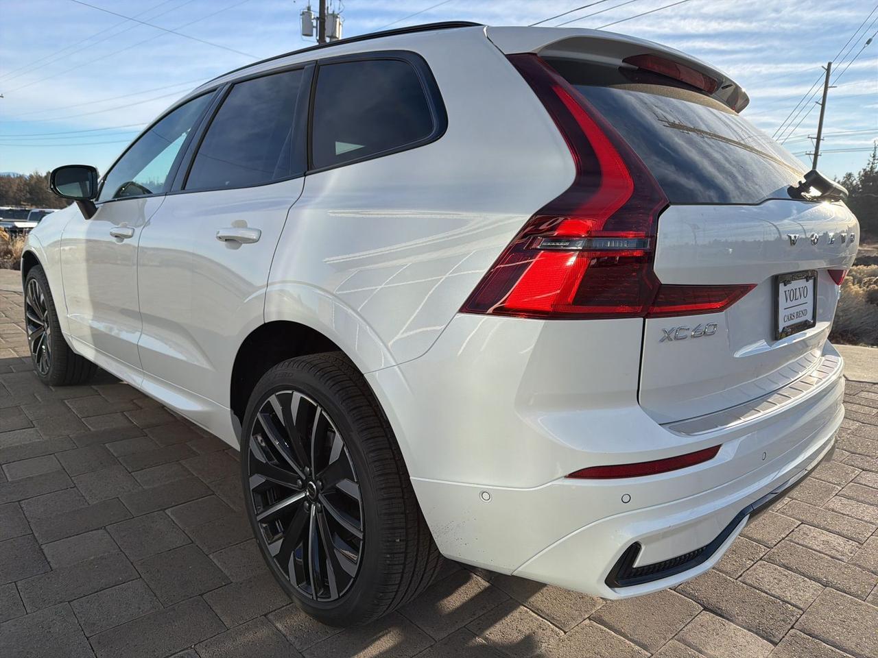 2026 Volvo XC60 B5 Ultra Bend OR