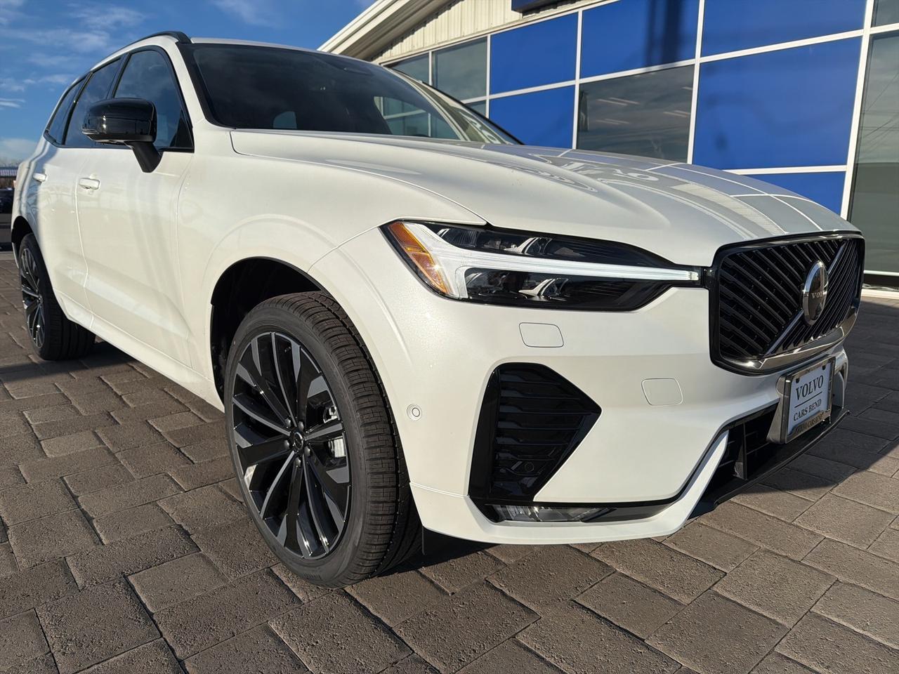 2026 Volvo XC60 B5 Ultra