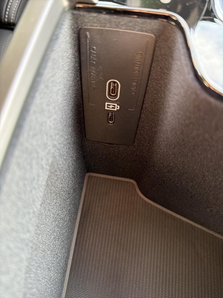 2026 Volvo XC60 B5 Ultra Bend OR