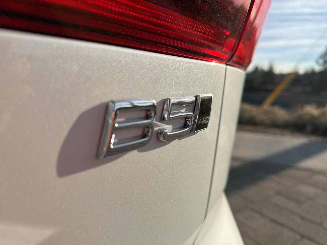 2026 Volvo XC60 B5 Ultra Bend OR