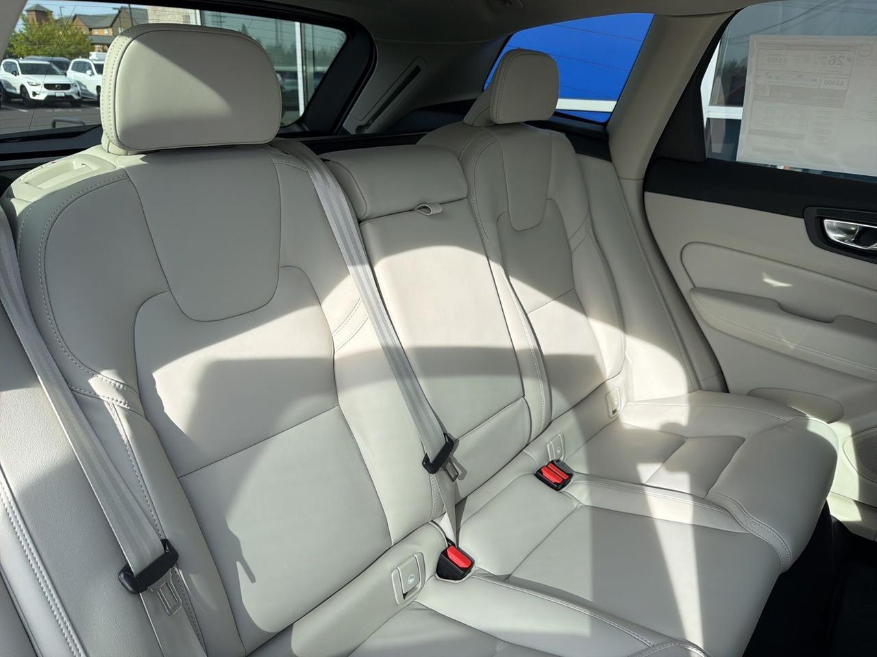 2026 Volvo XC60 B5 Ultra Bend OR