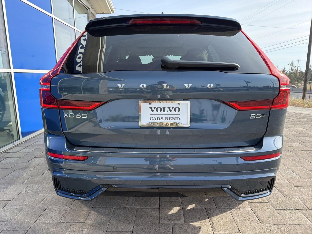 2026 Volvo XC60 B5 Ultra Bend OR