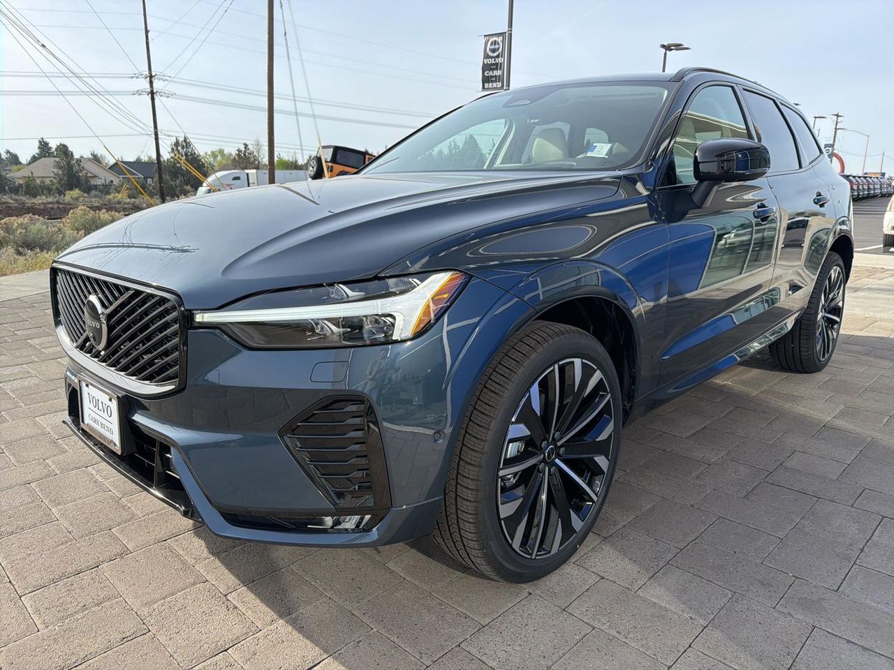 2026 Volvo XC60 B5 Ultra Bend OR