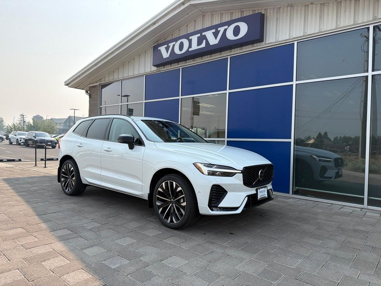 2026 Volvo XC60 B5 Ultra