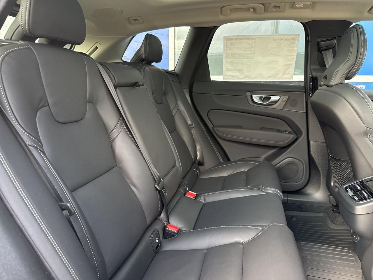 2026 Volvo XC60 B5 Ultra Bend OR