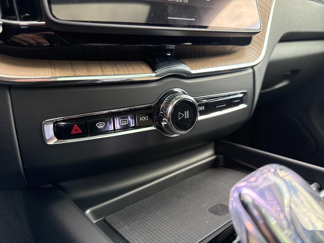 2026 Volvo XC60 B5 Ultra Bend OR