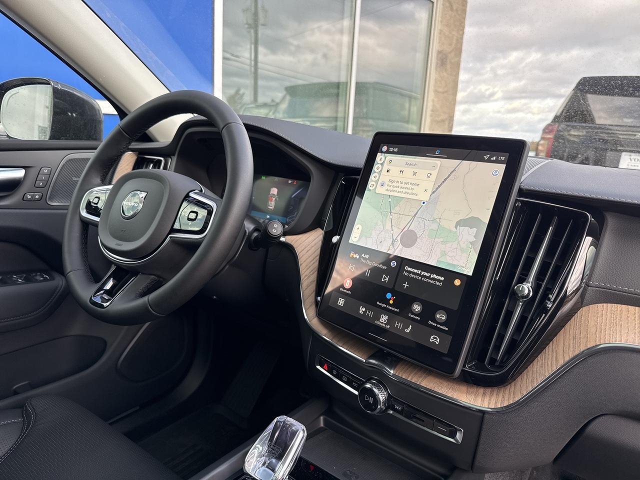 2026 Volvo XC60 B5 Ultra Bend OR