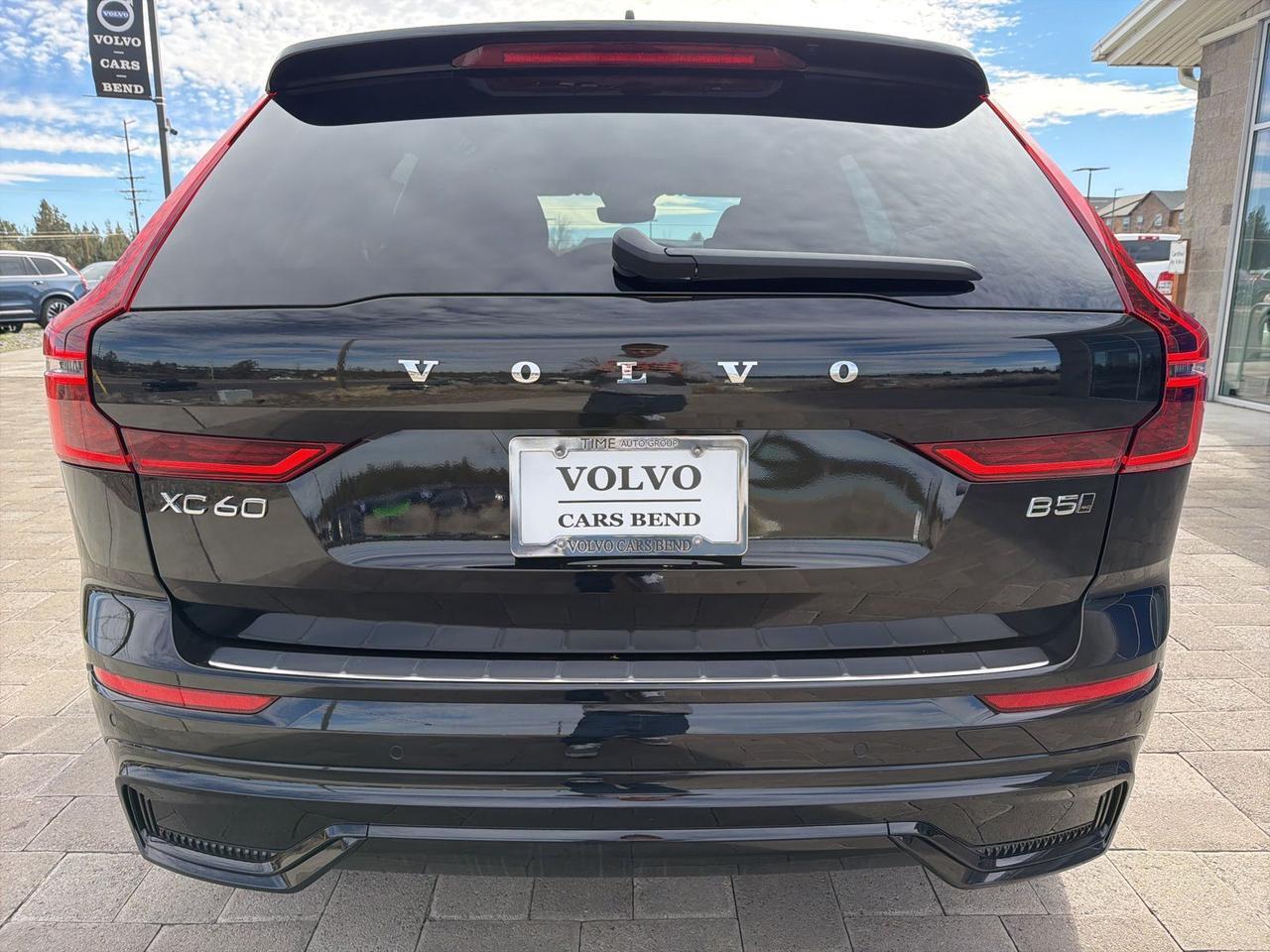 2026 Volvo XC60 B5 Ultra Bend OR