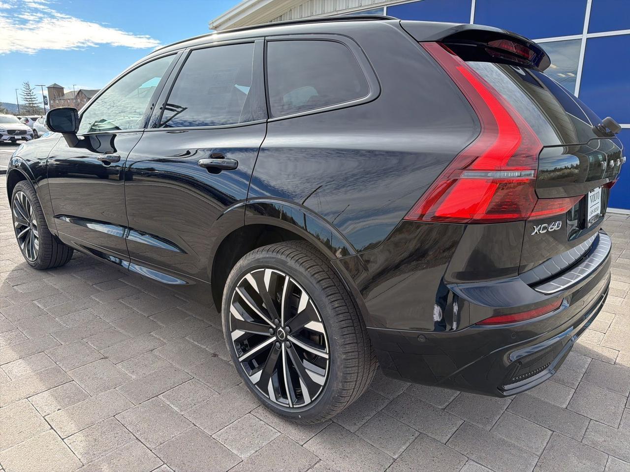 2026 Volvo XC60 B5 Ultra Bend OR