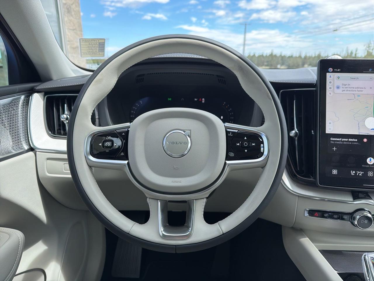 2026 Volvo XC60 B5 Ultra Bend OR