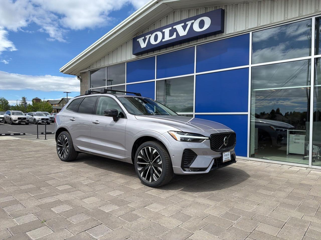 2026 Volvo XC60 B5 Ultra