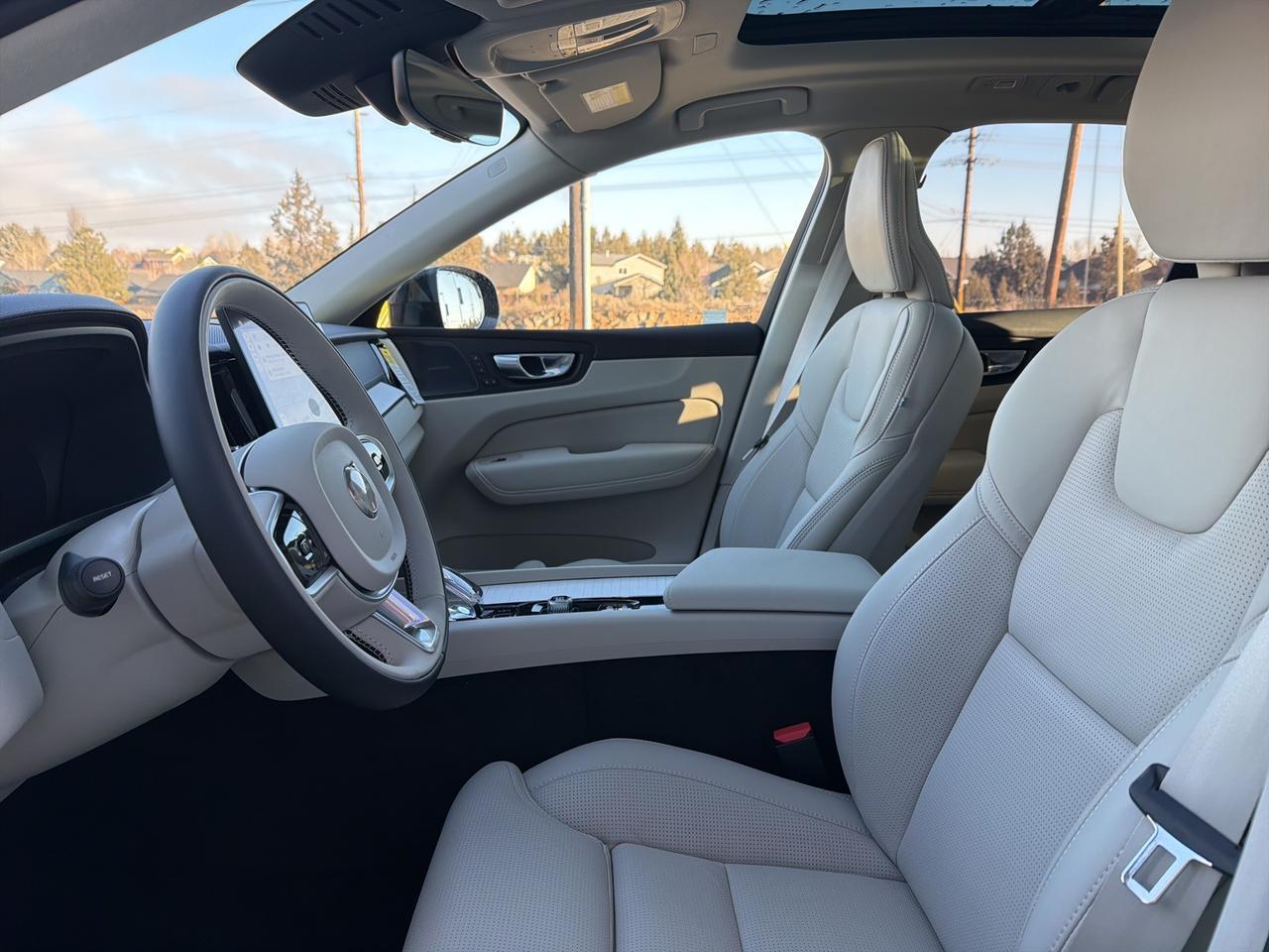 2026 Volvo XC60 B5 Ultra Bend OR