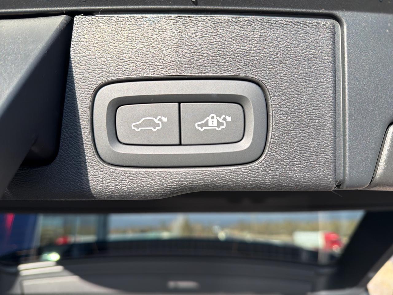 2026 Volvo XC60 B5 Ultra Bend OR