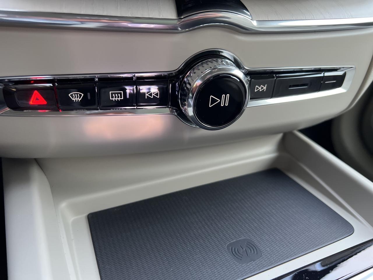 2026 Volvo XC60 B5 Ultra Bend OR