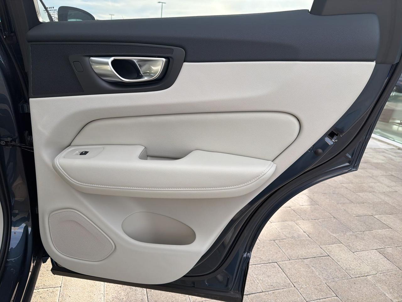 2026 Volvo XC60 B5 Ultra Bend OR