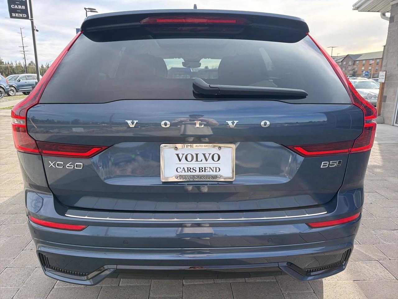 2026 Volvo XC60 B5 Ultra Bend OR