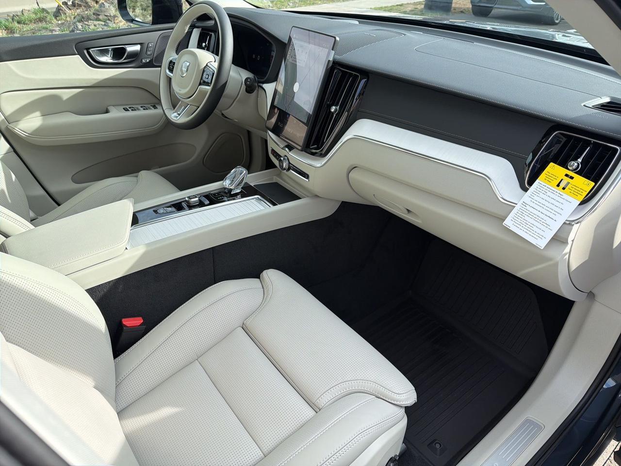 2026 Volvo XC60 B5 Ultra Bend OR