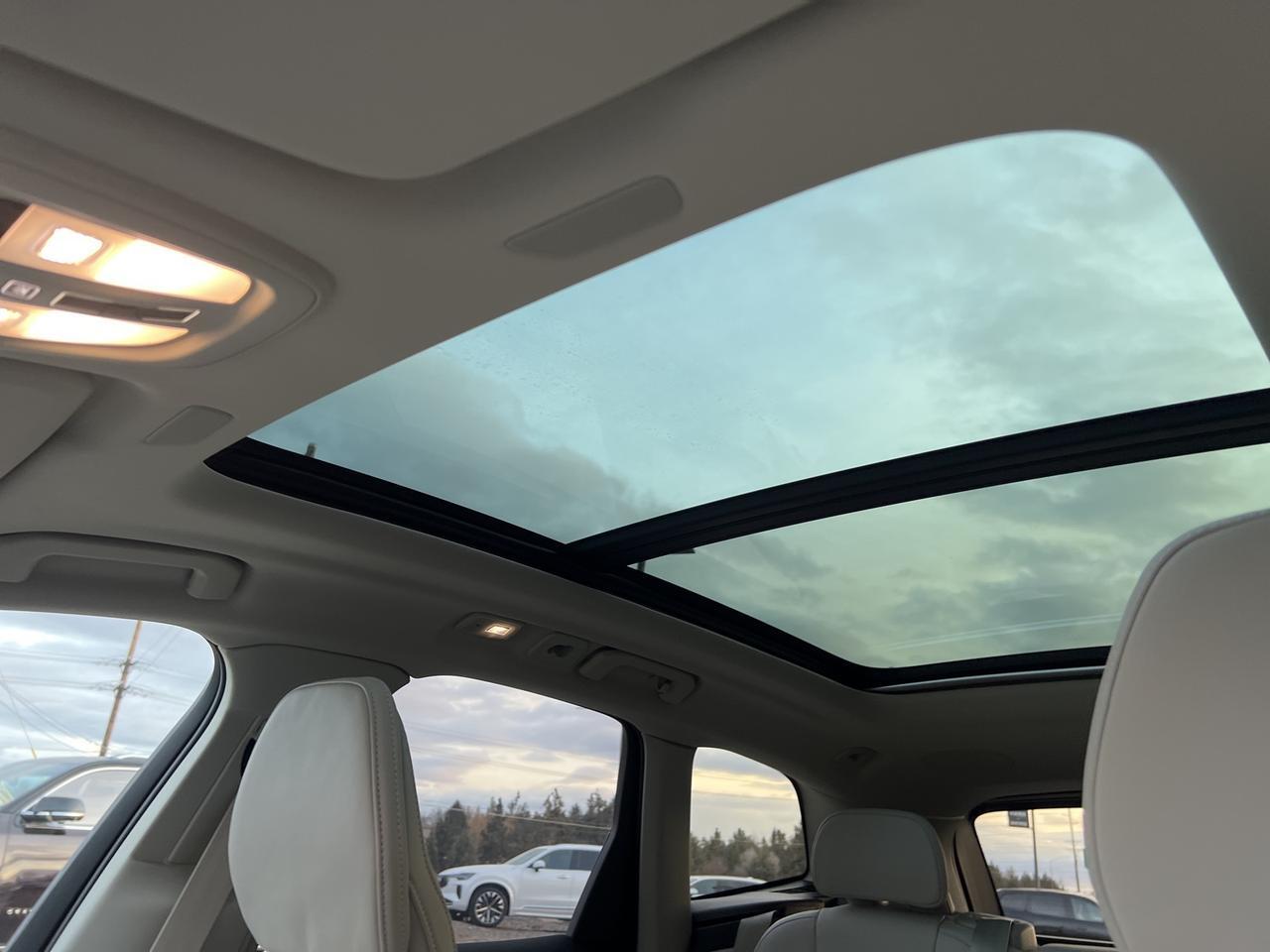 2026 Volvo XC60 B5 Ultra Bend OR