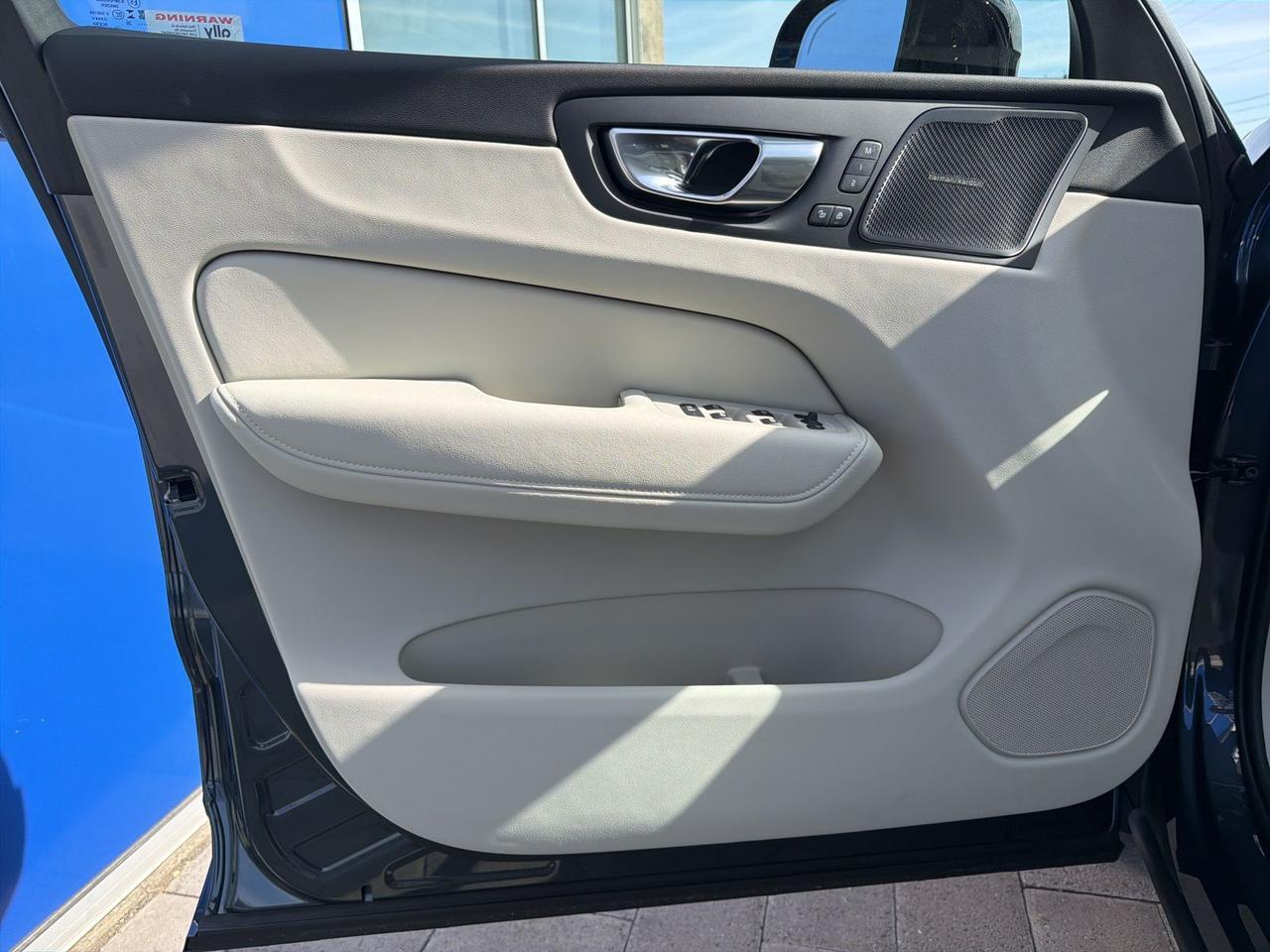 2026 Volvo XC60 B5 Ultra Bend OR