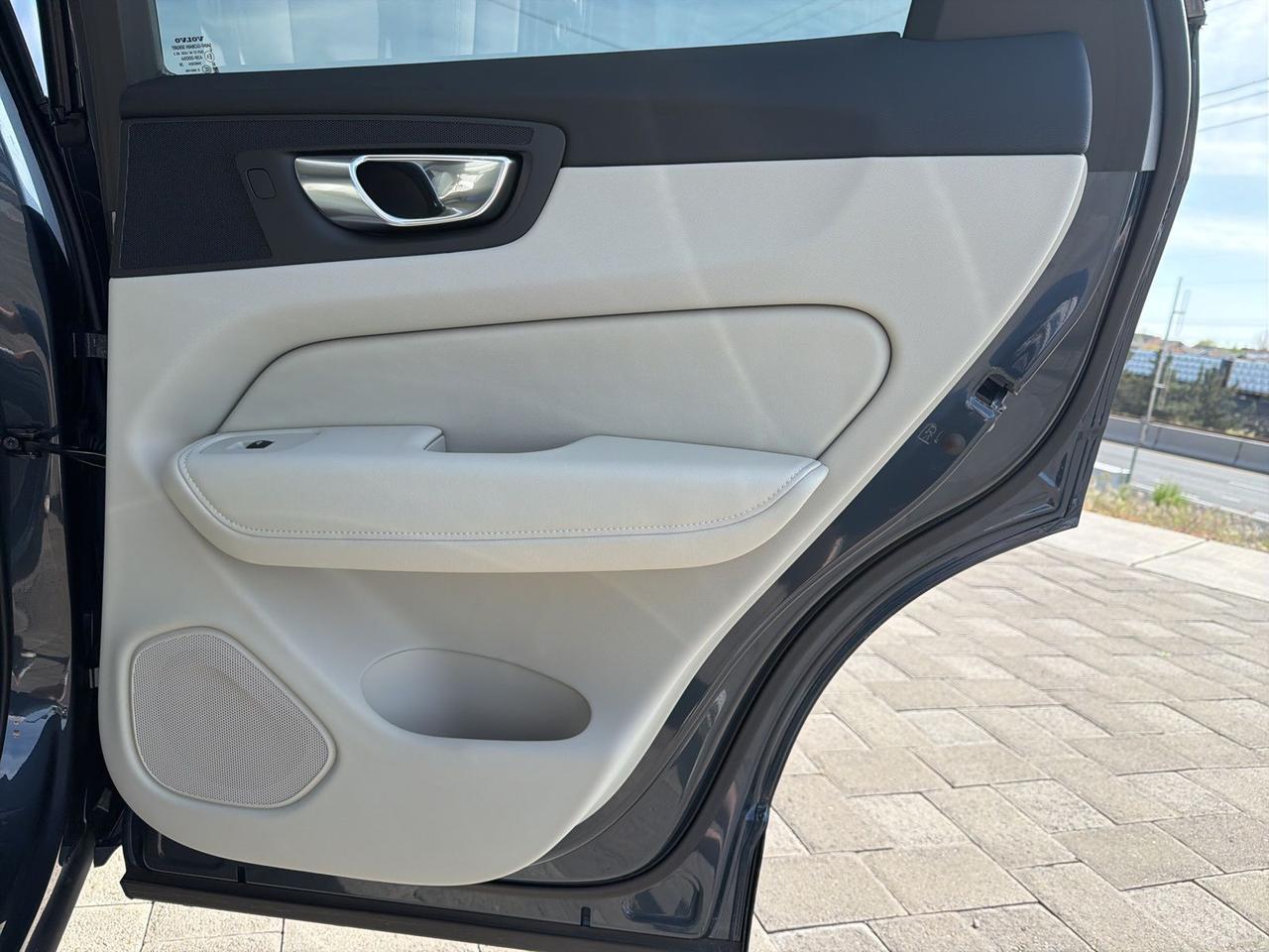 2026 Volvo XC60 B5 Ultra Bend OR