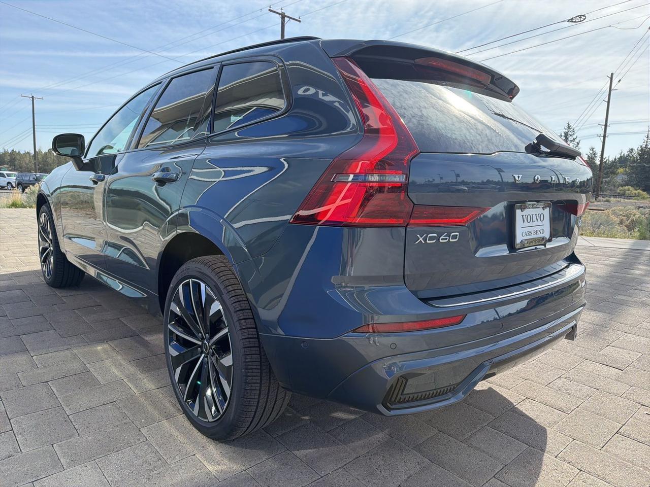 2026 Volvo XC60 B5 Ultra Bend OR