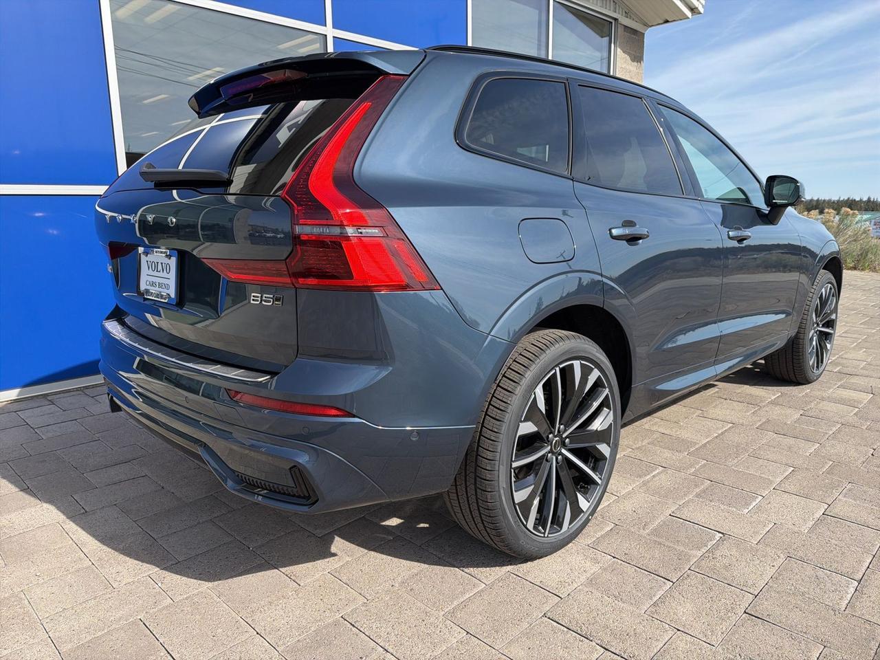 2026 Volvo XC60 B5 Ultra Bend OR