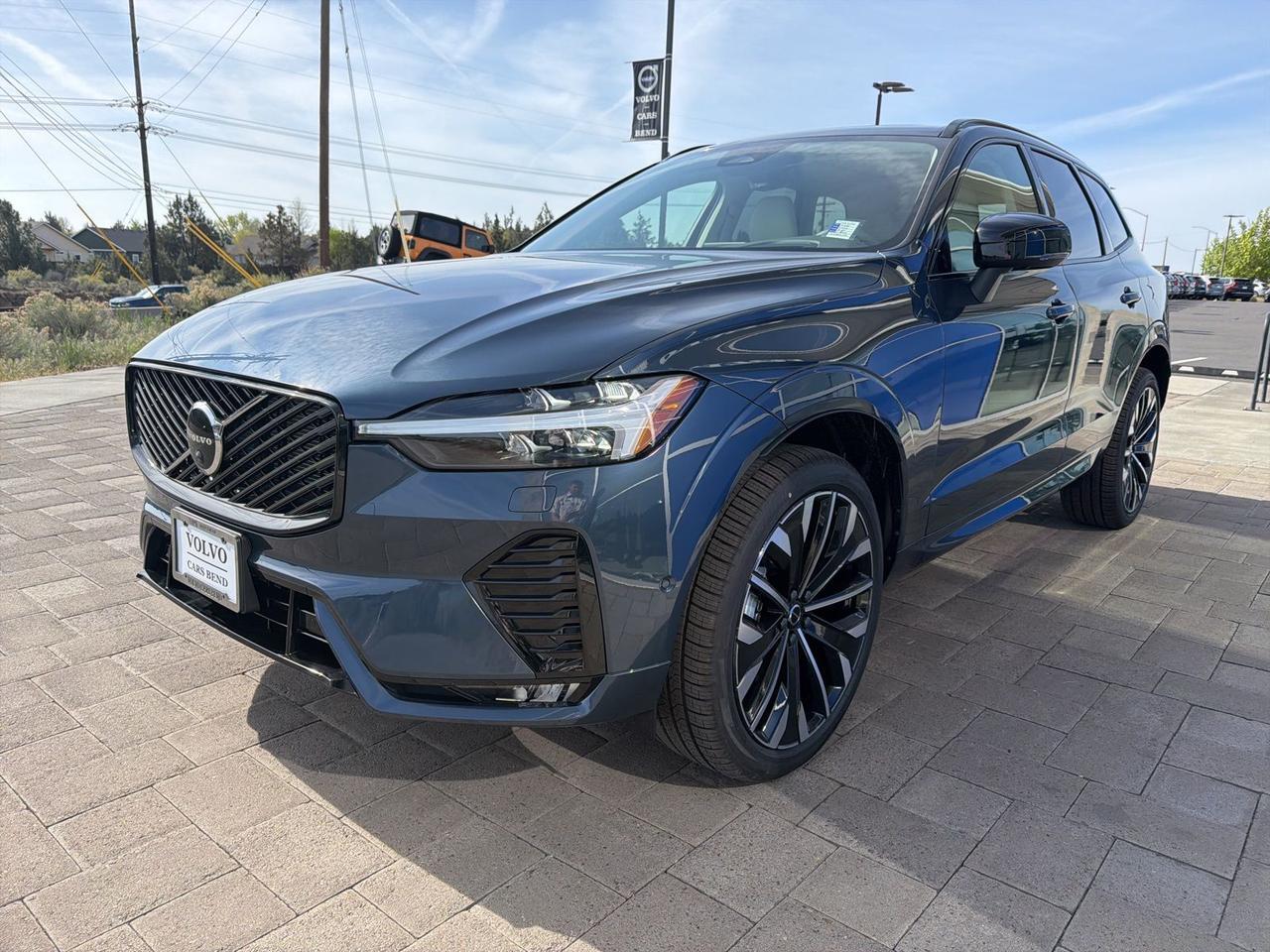 2026 Volvo XC60 B5 Ultra Bend OR