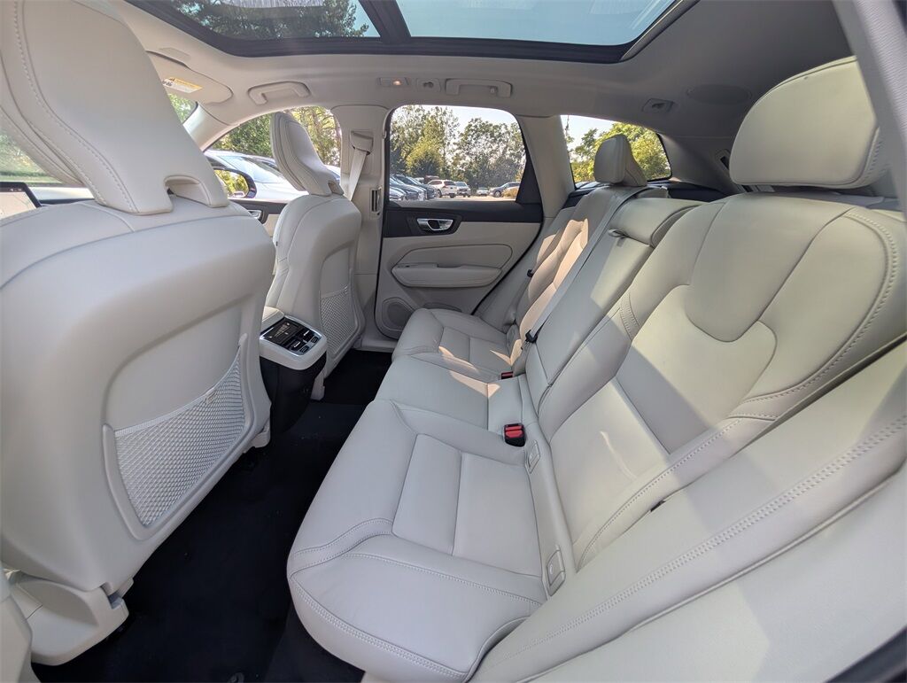 2026 Volvo XC60 B5 Ultra Hunt Valley MD