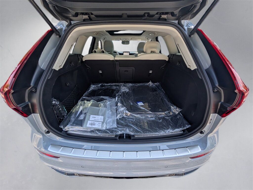 2026 Volvo XC60 B5 Ultra Hunt Valley MD