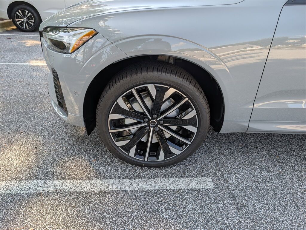 2026 Volvo XC60 B5 Ultra Hunt Valley MD