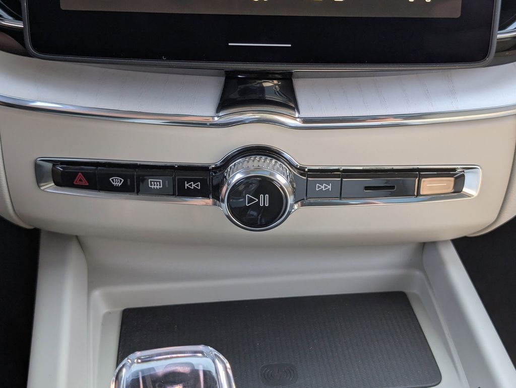 2026 Volvo XC60 B5 Ultra Hunt Valley MD