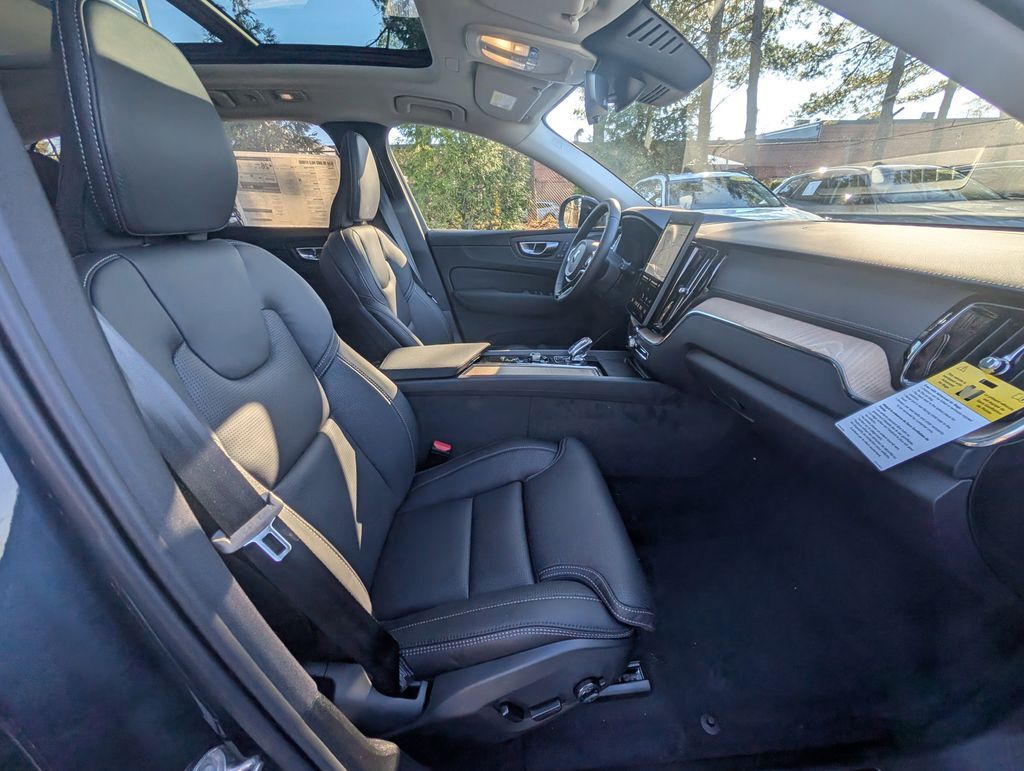 2026 Volvo XC60 B5 Ultra Hunt Valley MD