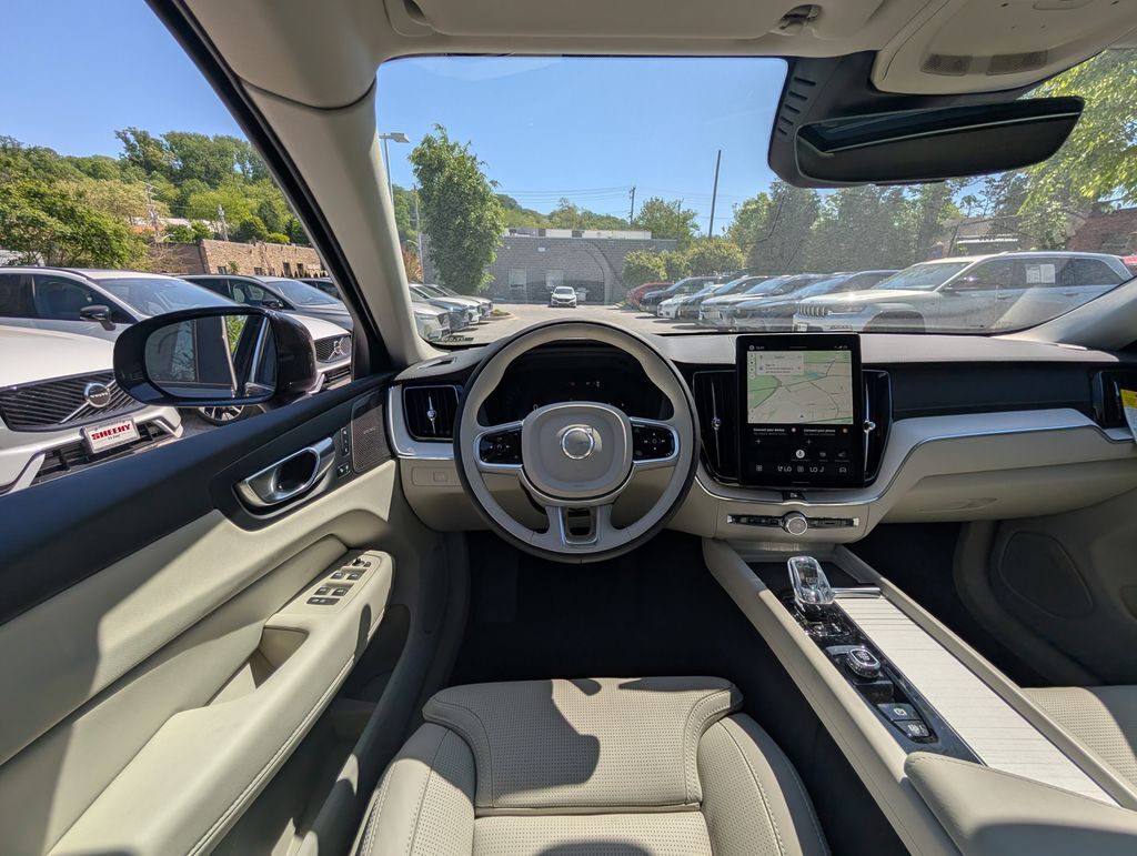 2026 Volvo XC60 B5 Ultra Hunt Valley MD