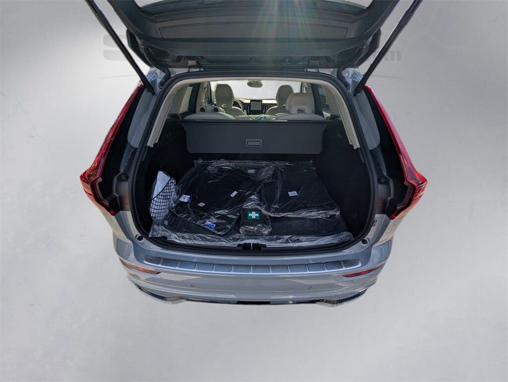 2026 Volvo XC60 B5 Ultra Hunt Valley MD