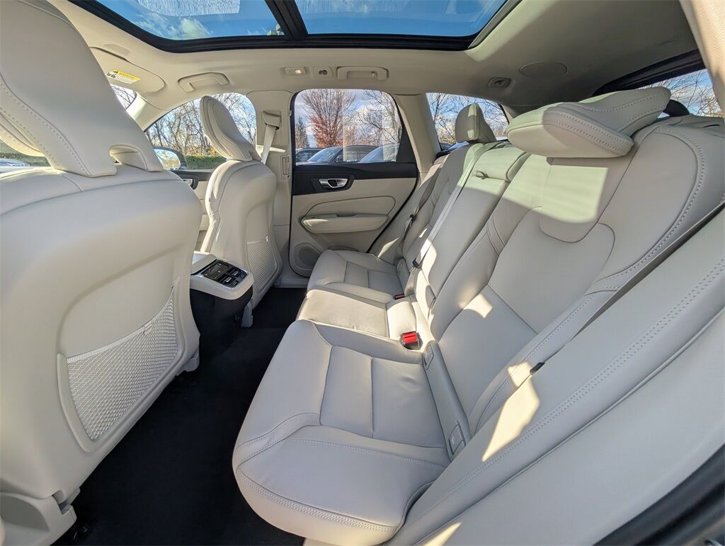 2026 Volvo XC60 B5 Ultra Hunt Valley MD