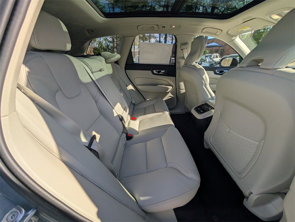 2026 Volvo XC60 B5 Ultra Hunt Valley MD