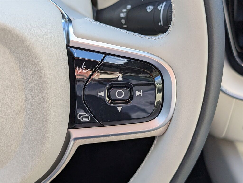 2026 Volvo XC60 B5 Ultra Hunt Valley MD