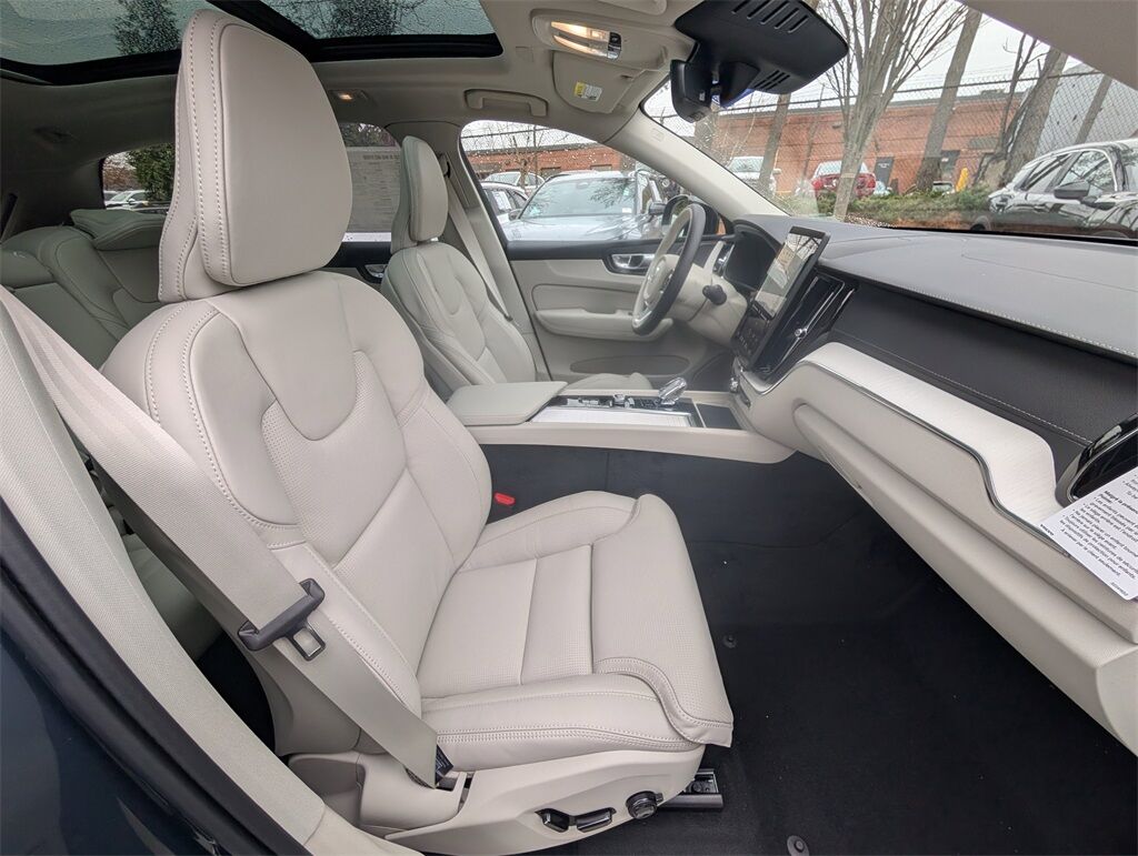 2026 Volvo XC60 B5 Ultra Hunt Valley MD