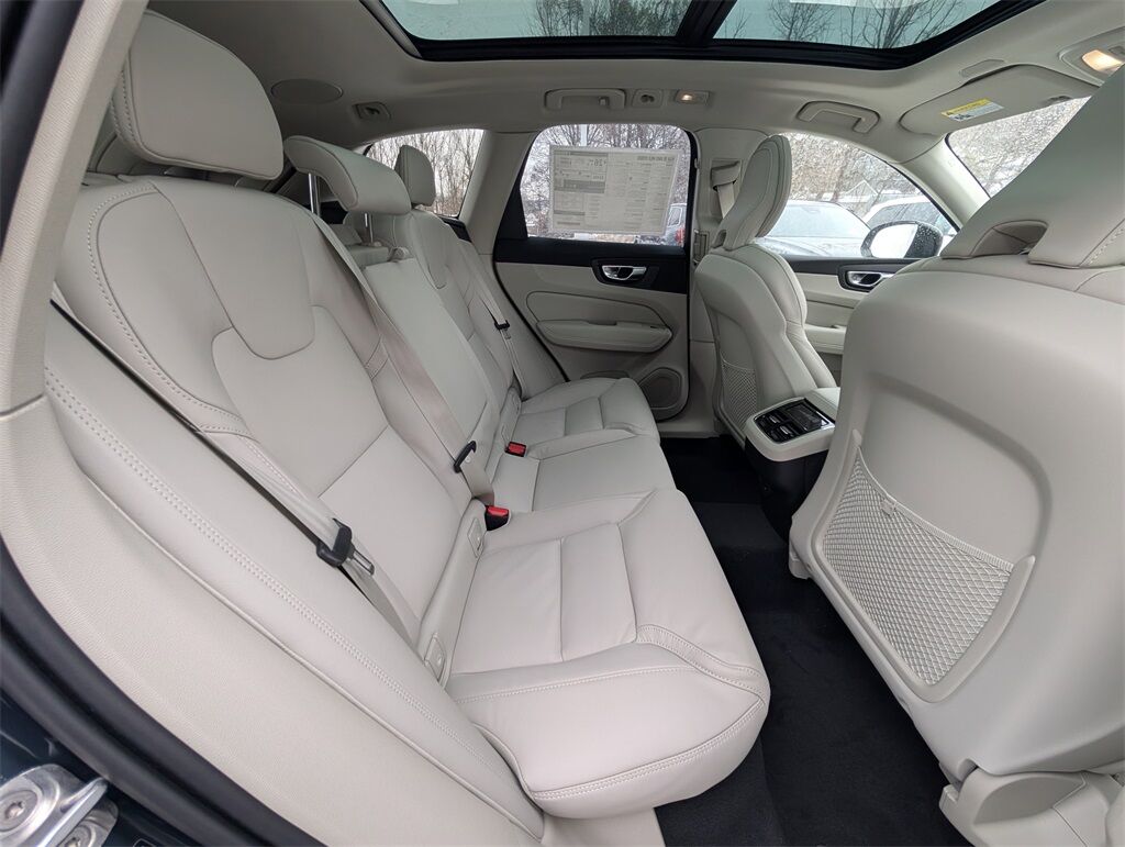2026 Volvo XC60 B5 Ultra Hunt Valley MD