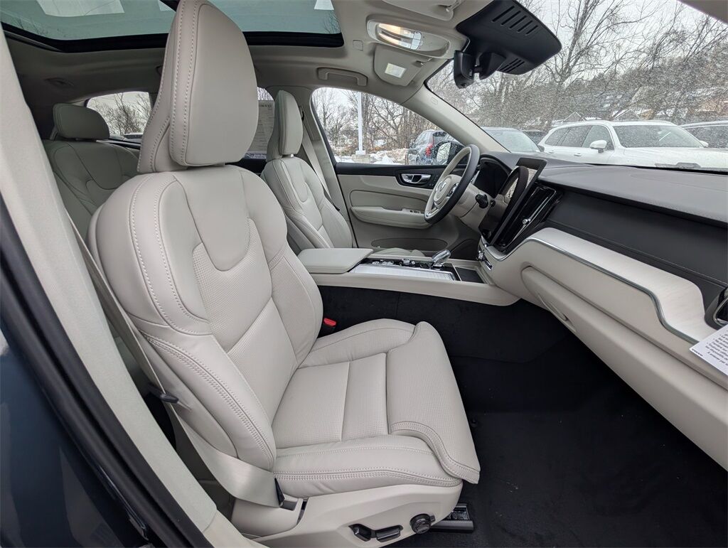 2026 Volvo XC60 B5 Ultra Hunt Valley MD