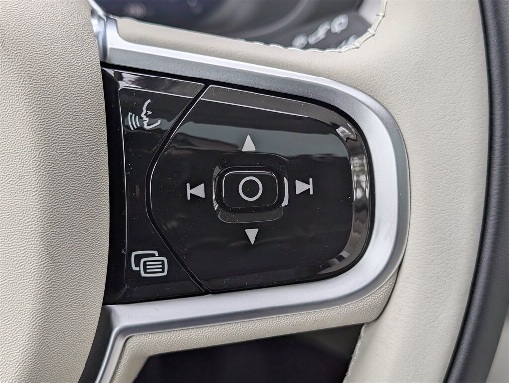 2026 Volvo XC60 B5 Ultra Hunt Valley MD