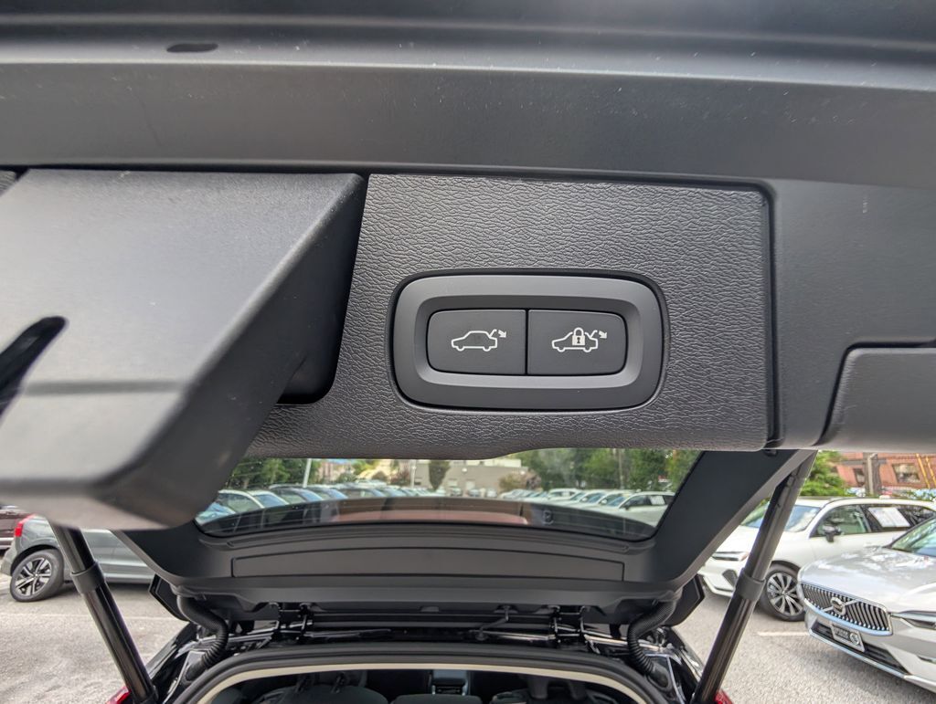 2026 Volvo XC60 B5 Ultra Hunt Valley MD