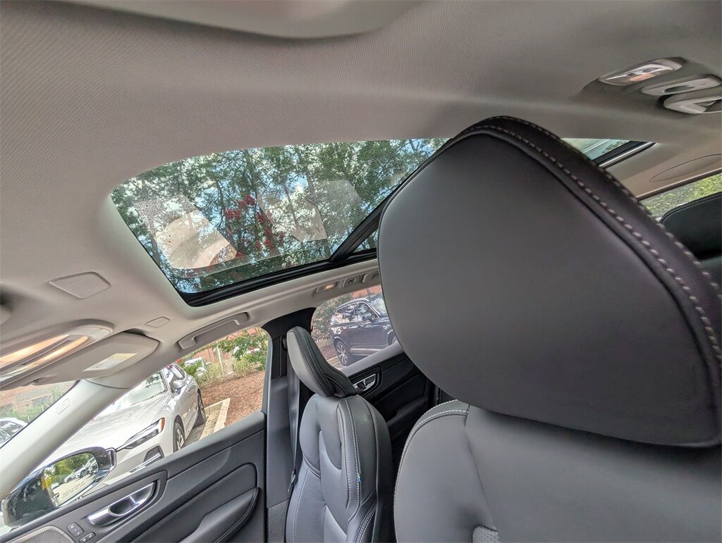 2026 Volvo XC60 B5 Ultra Hunt Valley MD