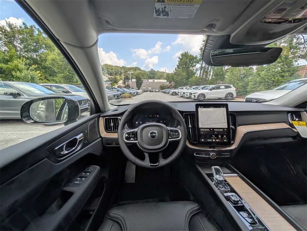2026 Volvo XC60 B5 Ultra Hunt Valley MD