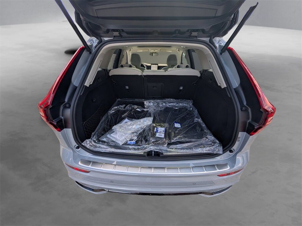 2026 Volvo XC60 B5 Ultra Hunt Valley MD